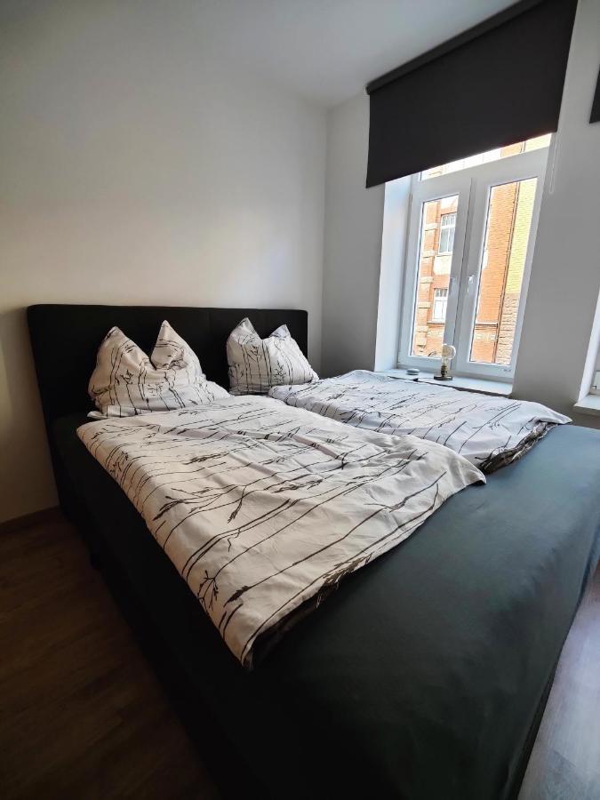 Neu Sanierte Wohnung Mit Balkon Und Stellplatz Erfurt Exterior foto